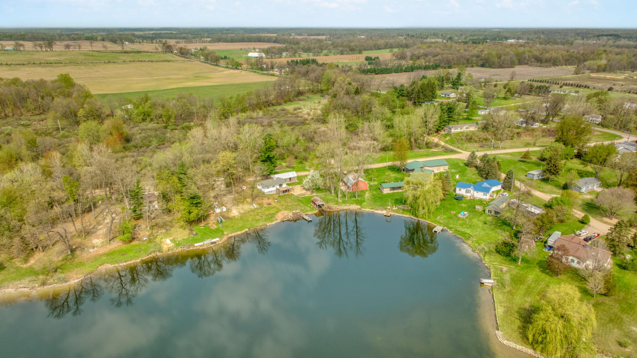 9825 Cobb Lake Rd, Jonesville, MI 49250 Sharper Home Media