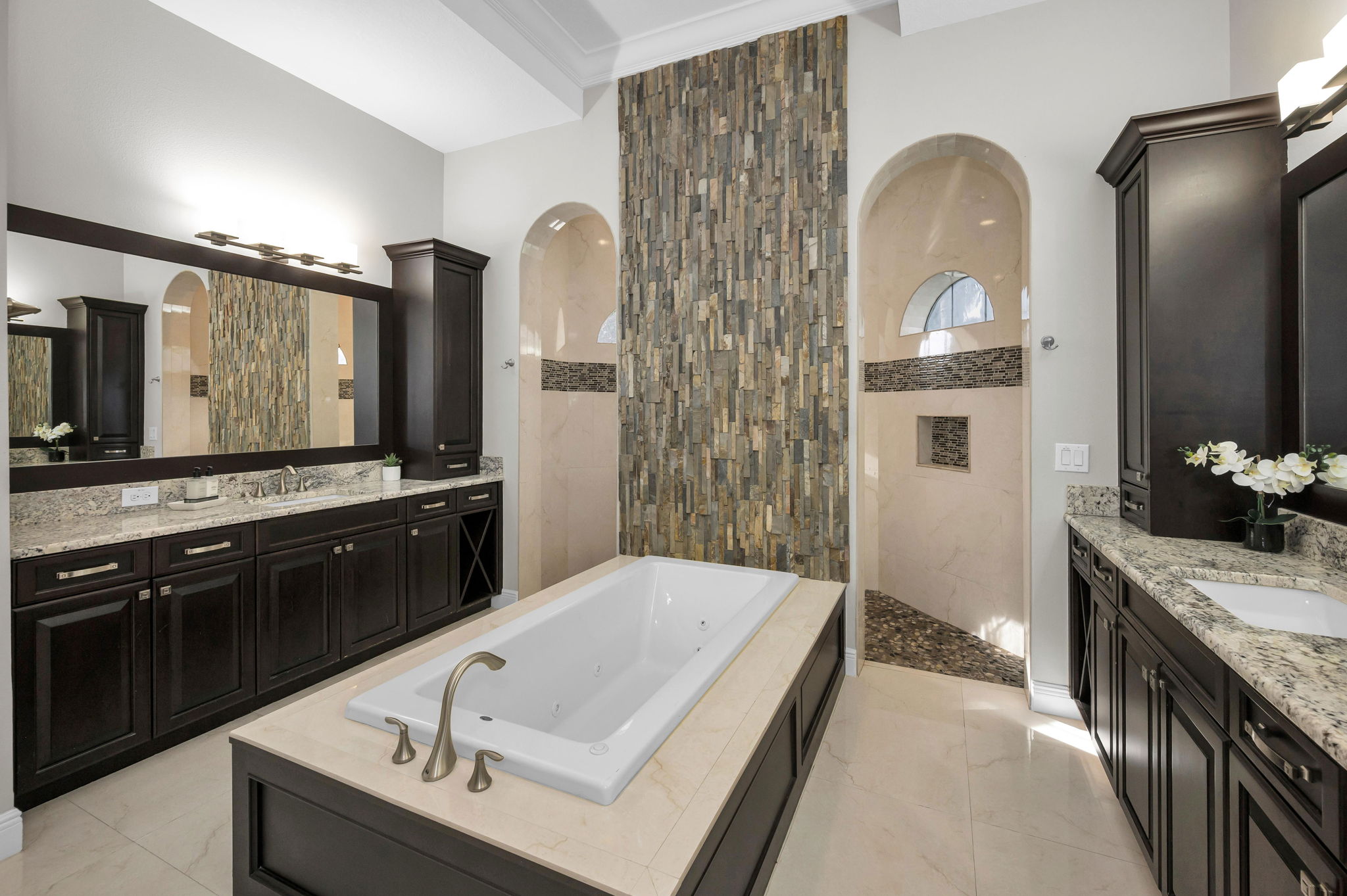 First Floor Primary Bathroom1d