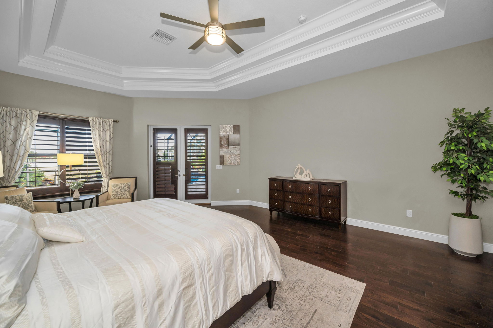 First Floor Primary Bedroom1c