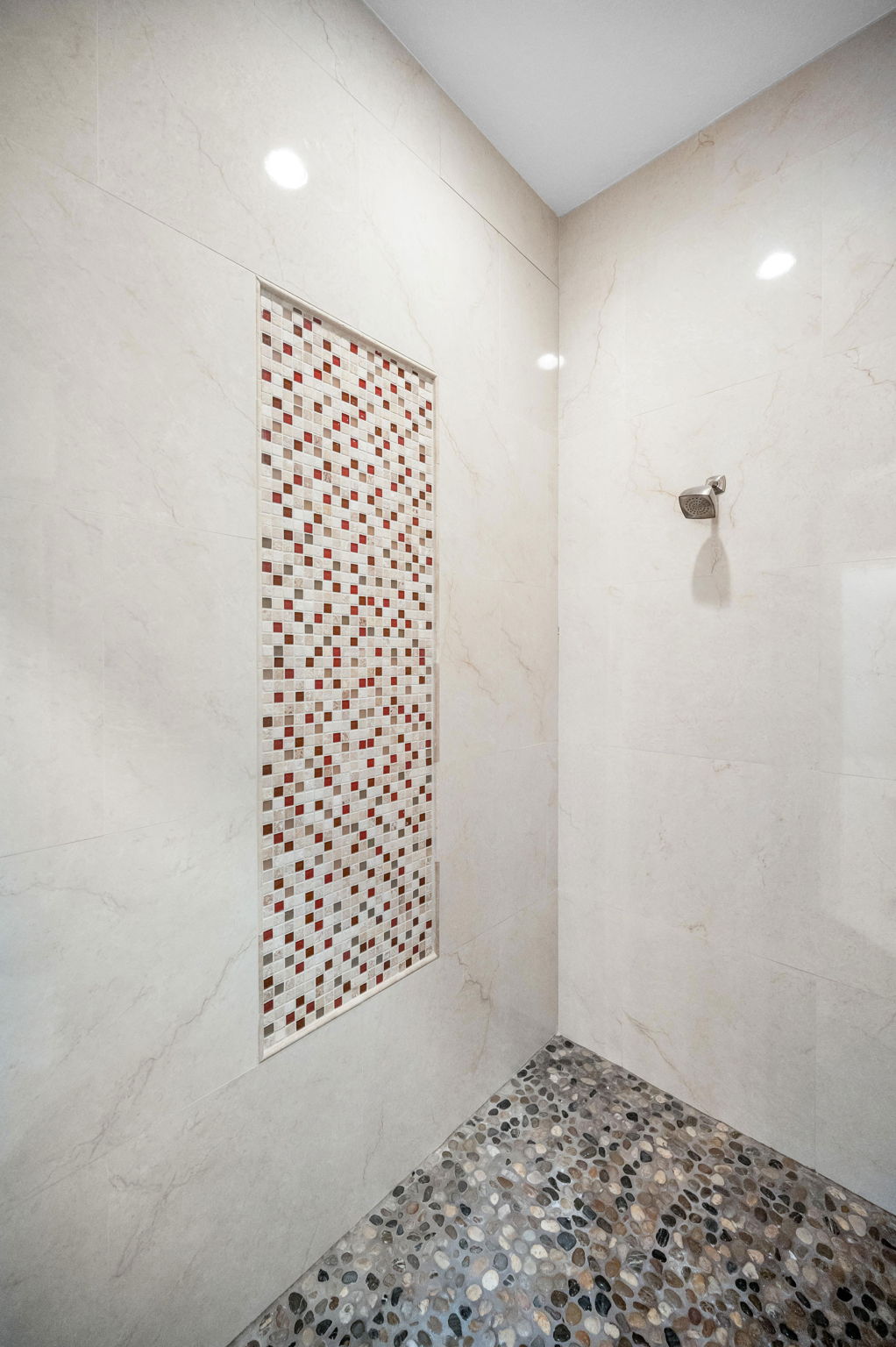 First Floor Bathroom2b