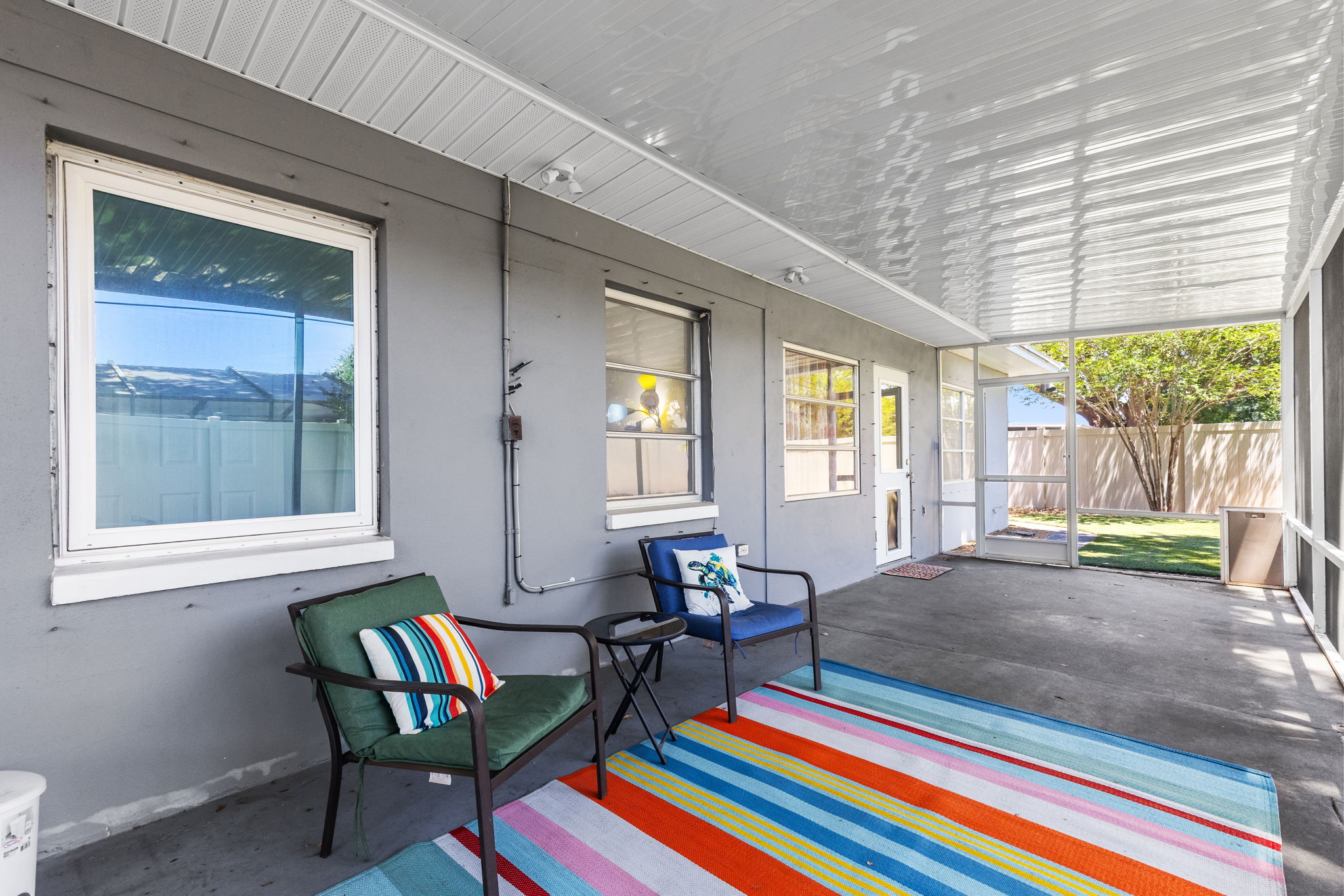  Photo 44