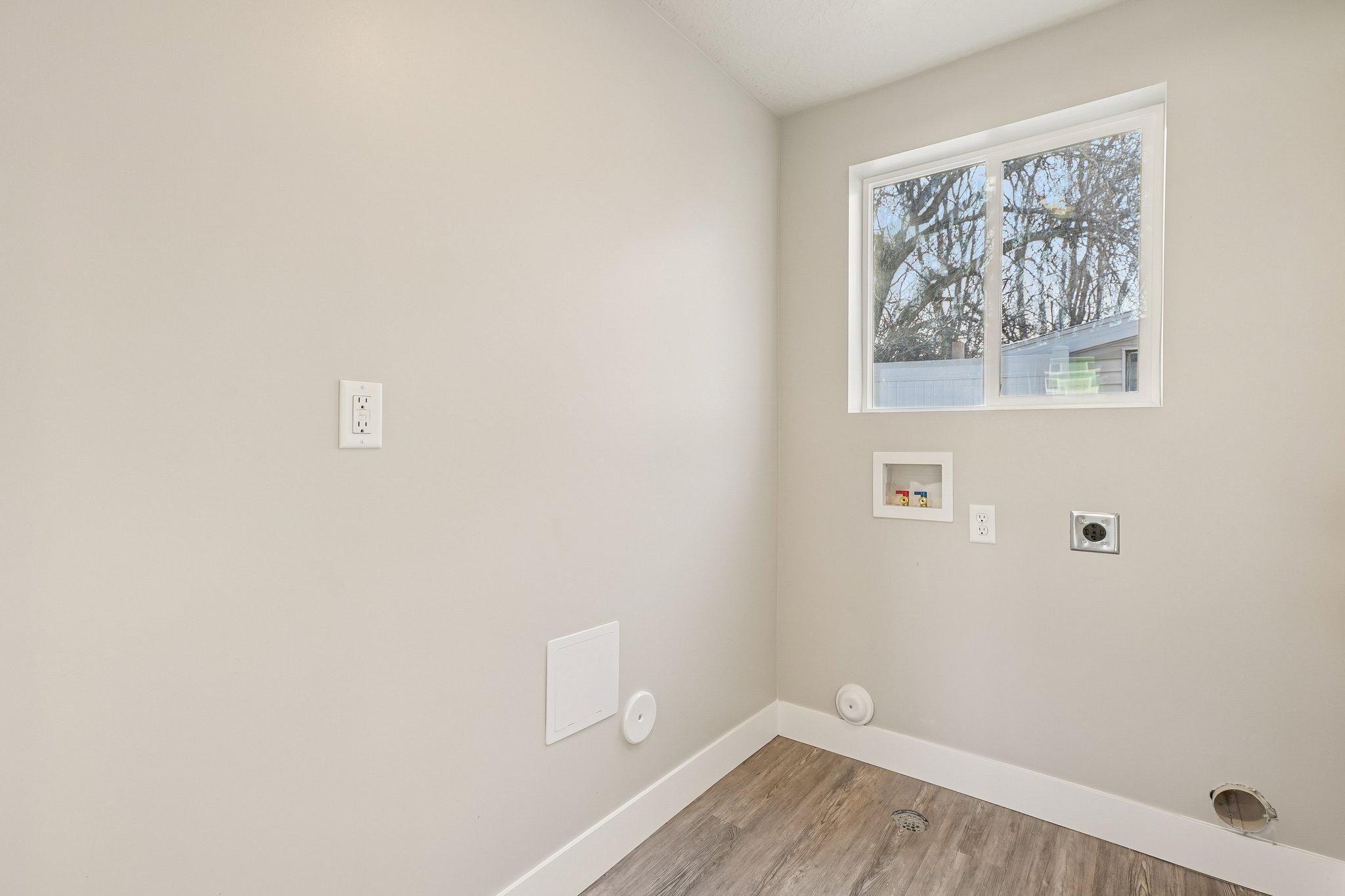 Liberty Cottages Ct-S1601-013.jpg