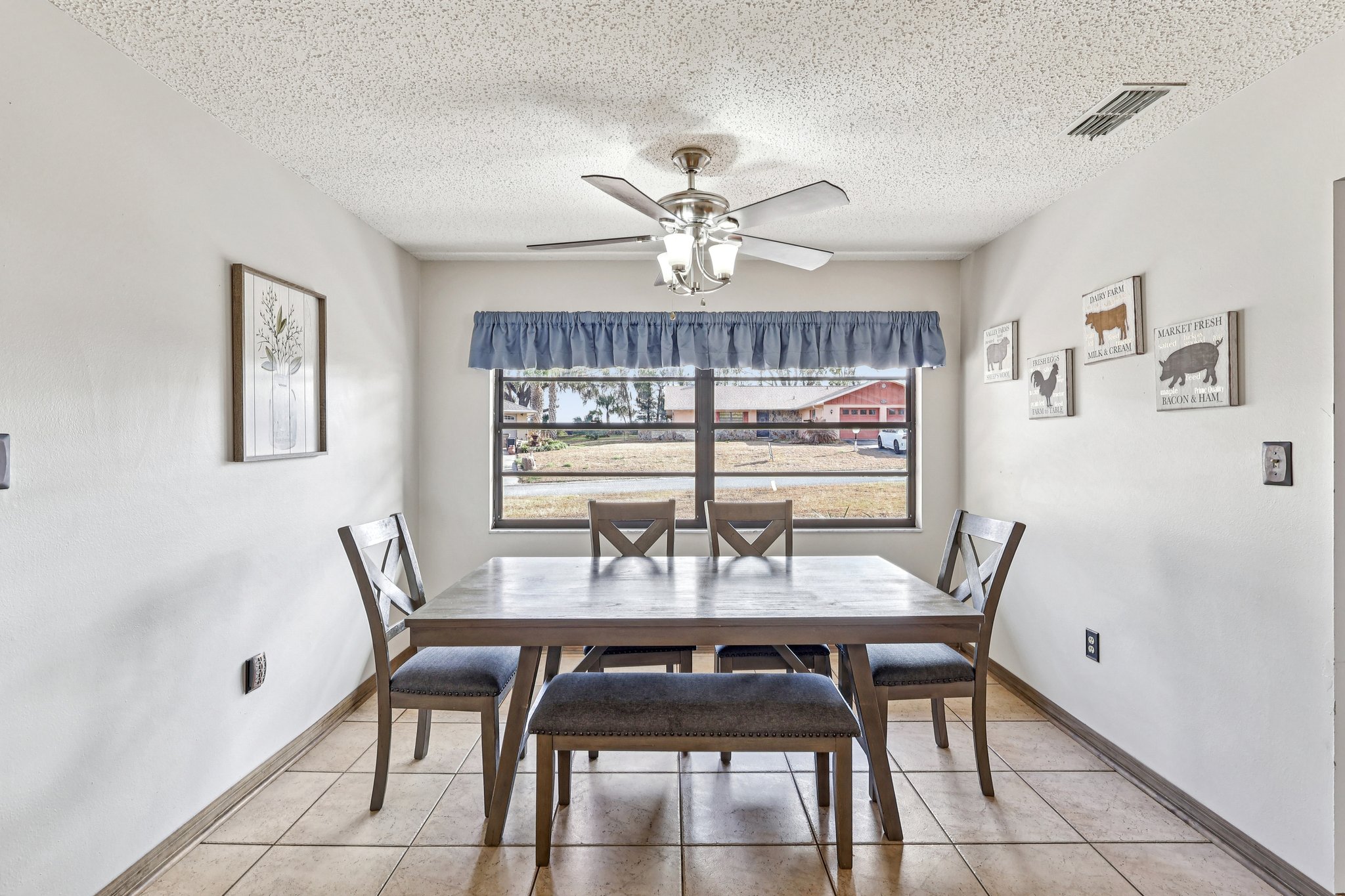 Wedgewood Ln-S1902-012.jpg