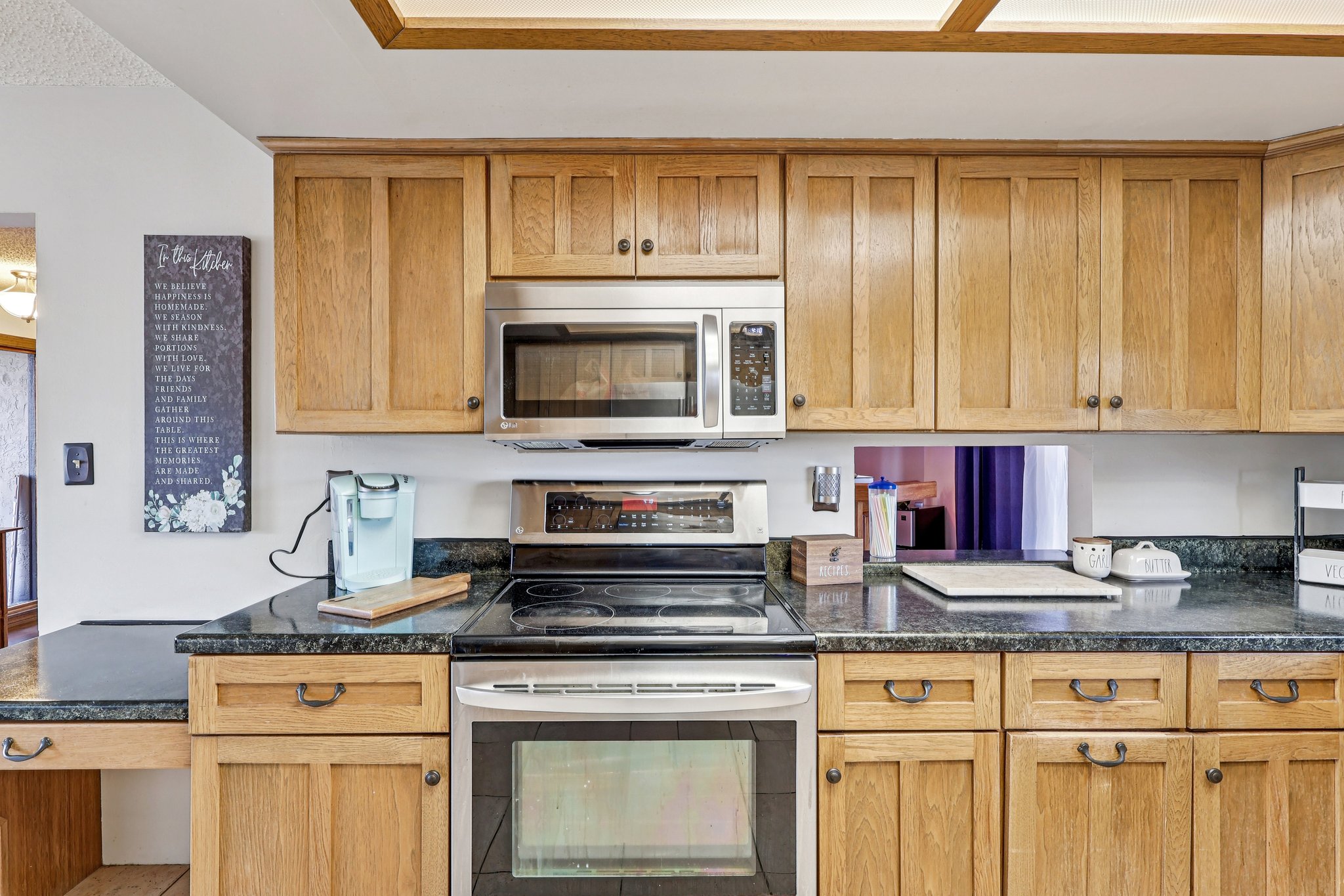 Wedgewood Ln-S1902-018.jpg