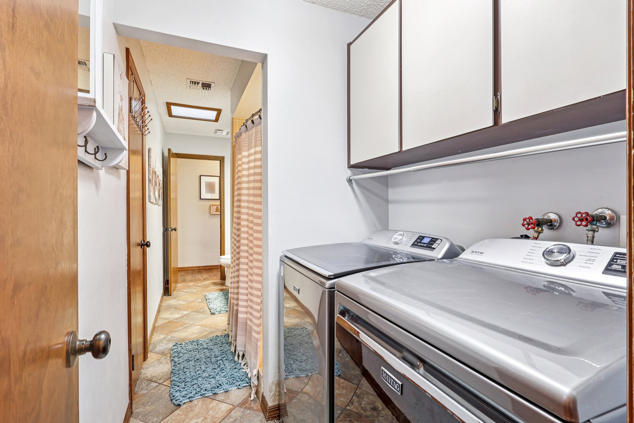 Wedgewood Ln-S1902-021.jpg