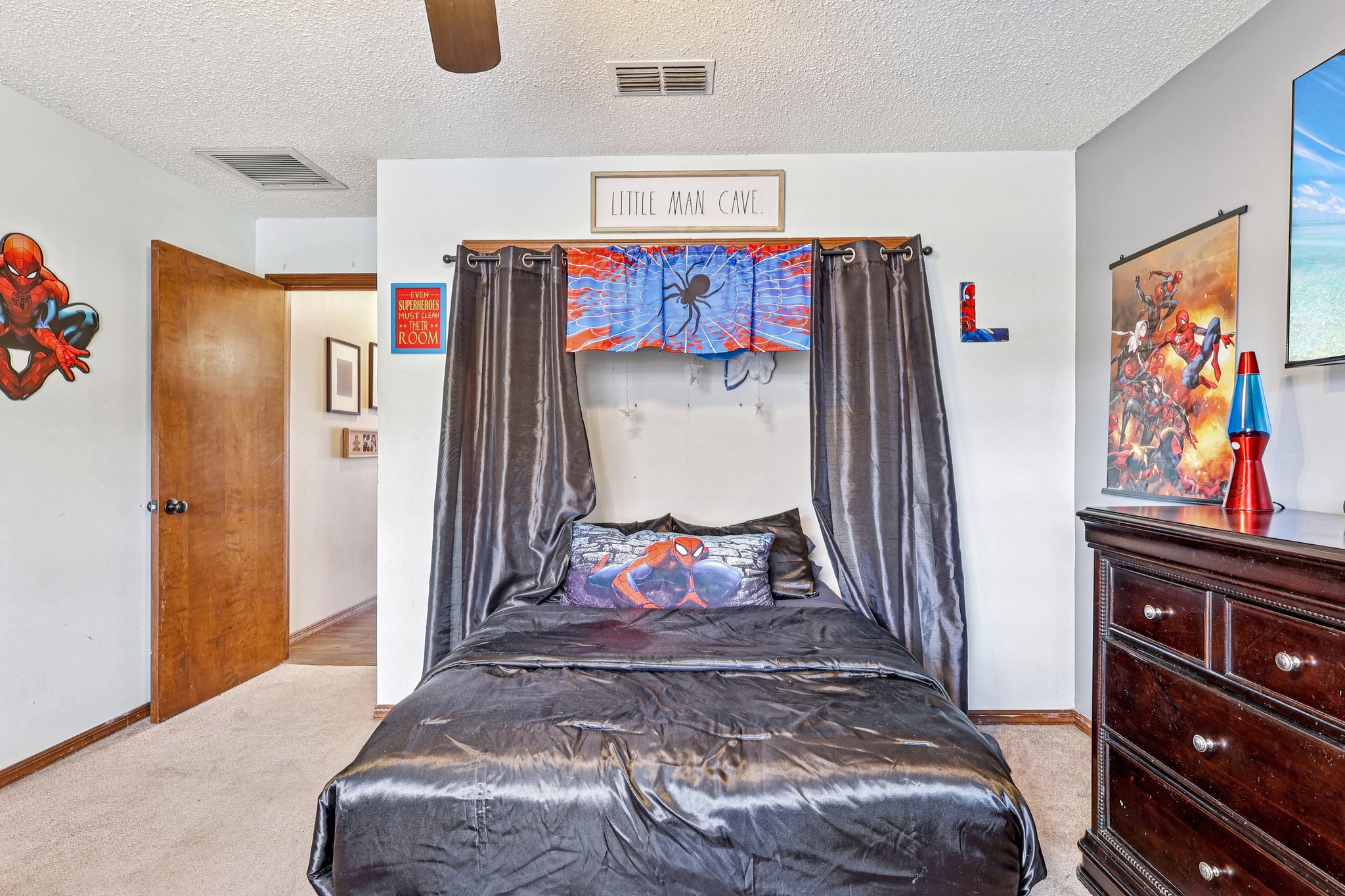 Wedgewood Ln-S1902-023.jpg