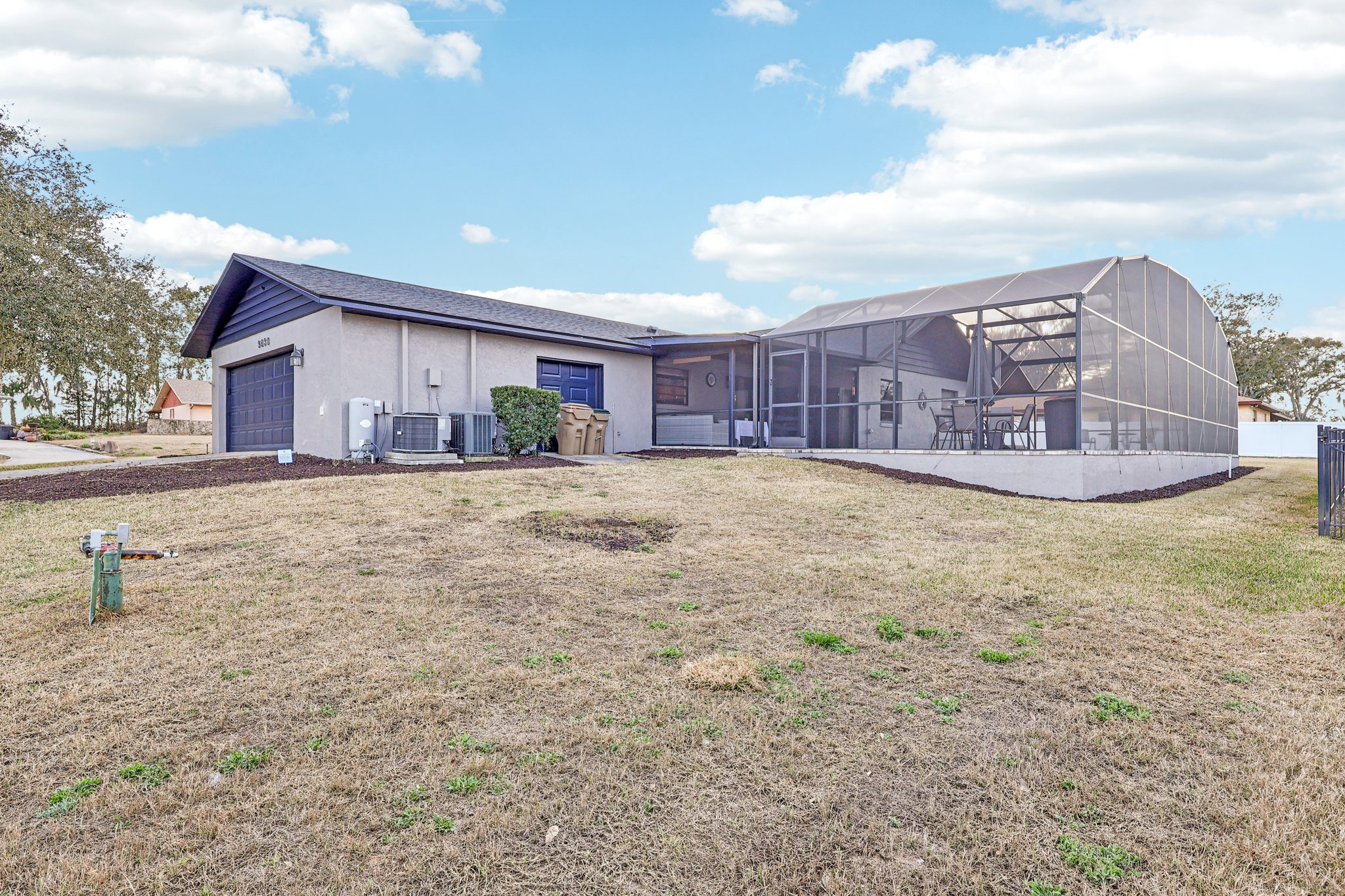 Wedgewood Ln-S1902-036.jpg