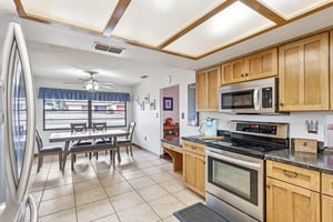 Wedgewood Ln-S1902-017.jpg