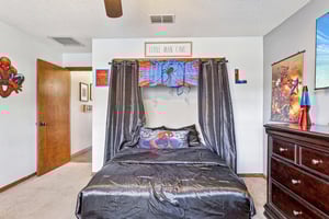 Wedgewood Ln-S1902-023.jpg