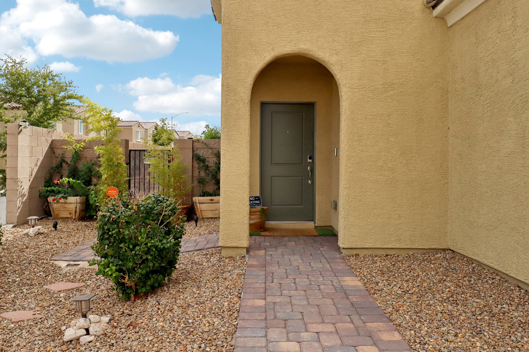 W Oleta Ave-S1510-004.jpg