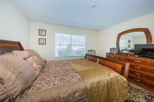 Upper Level Guest Bedroom1b