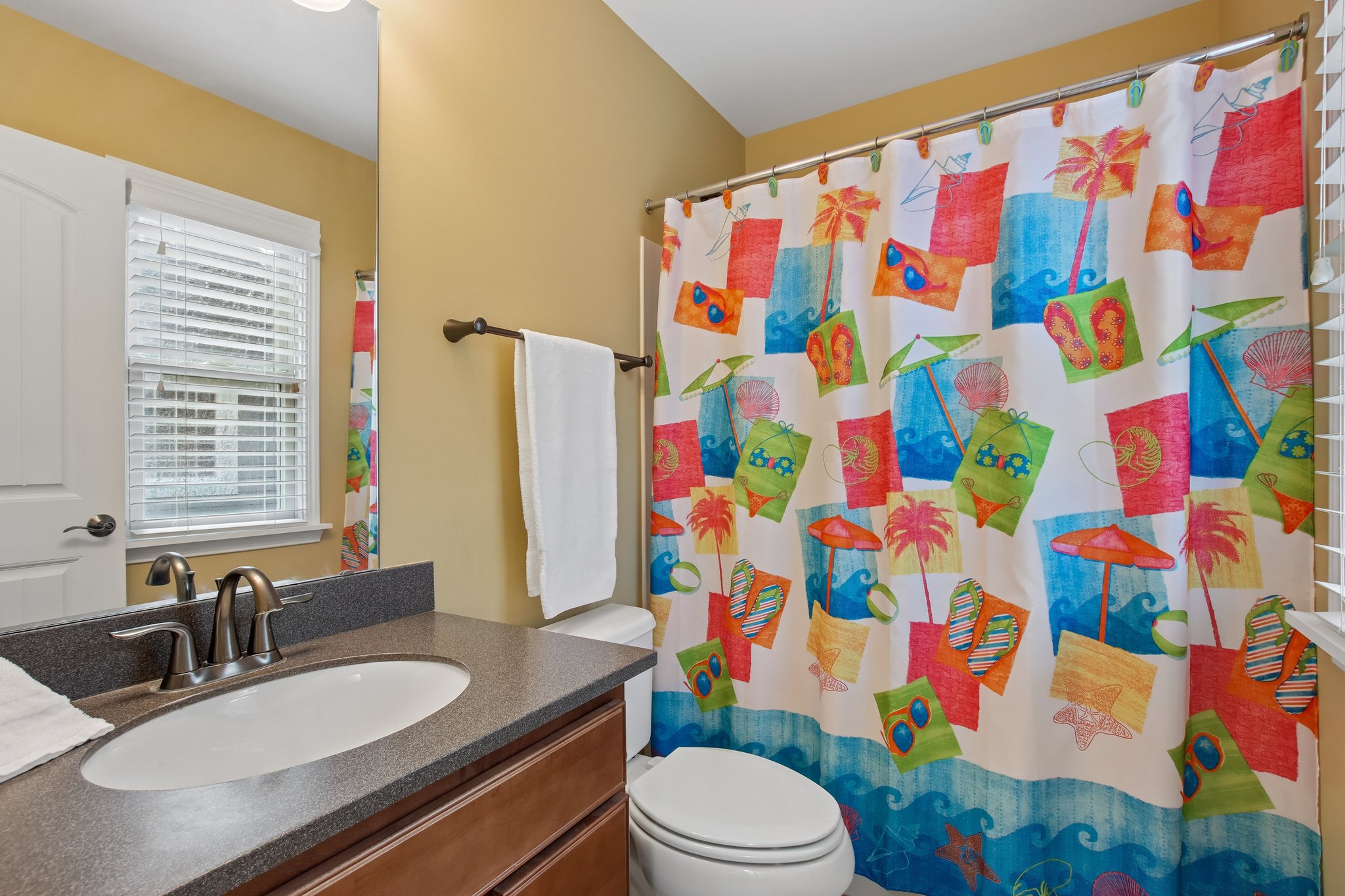 Ensuite Full Bathroom, Bedroom 2