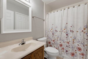  Photo 46