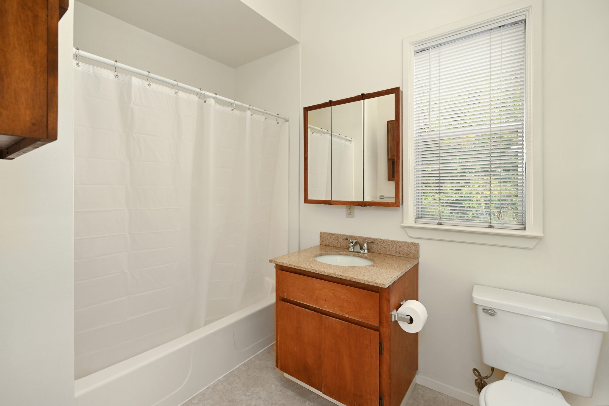 984 Tennent Ave, Pinole, CA 94564, USA Photo 12