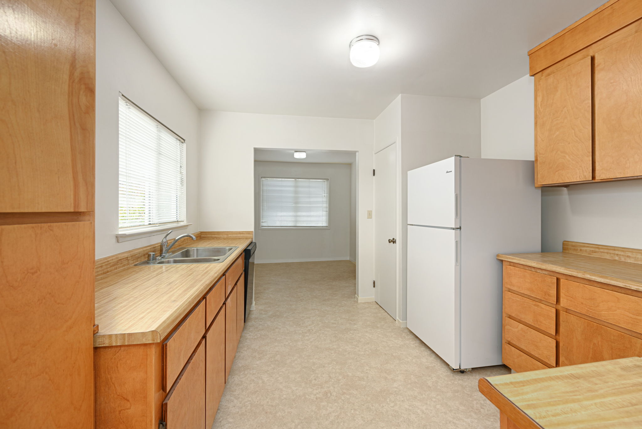 984 Tennent Ave, Pinole, CA 94564, USA Photo 7