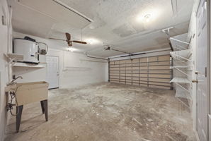 Photo 30