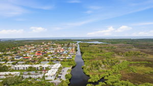  Photo 52