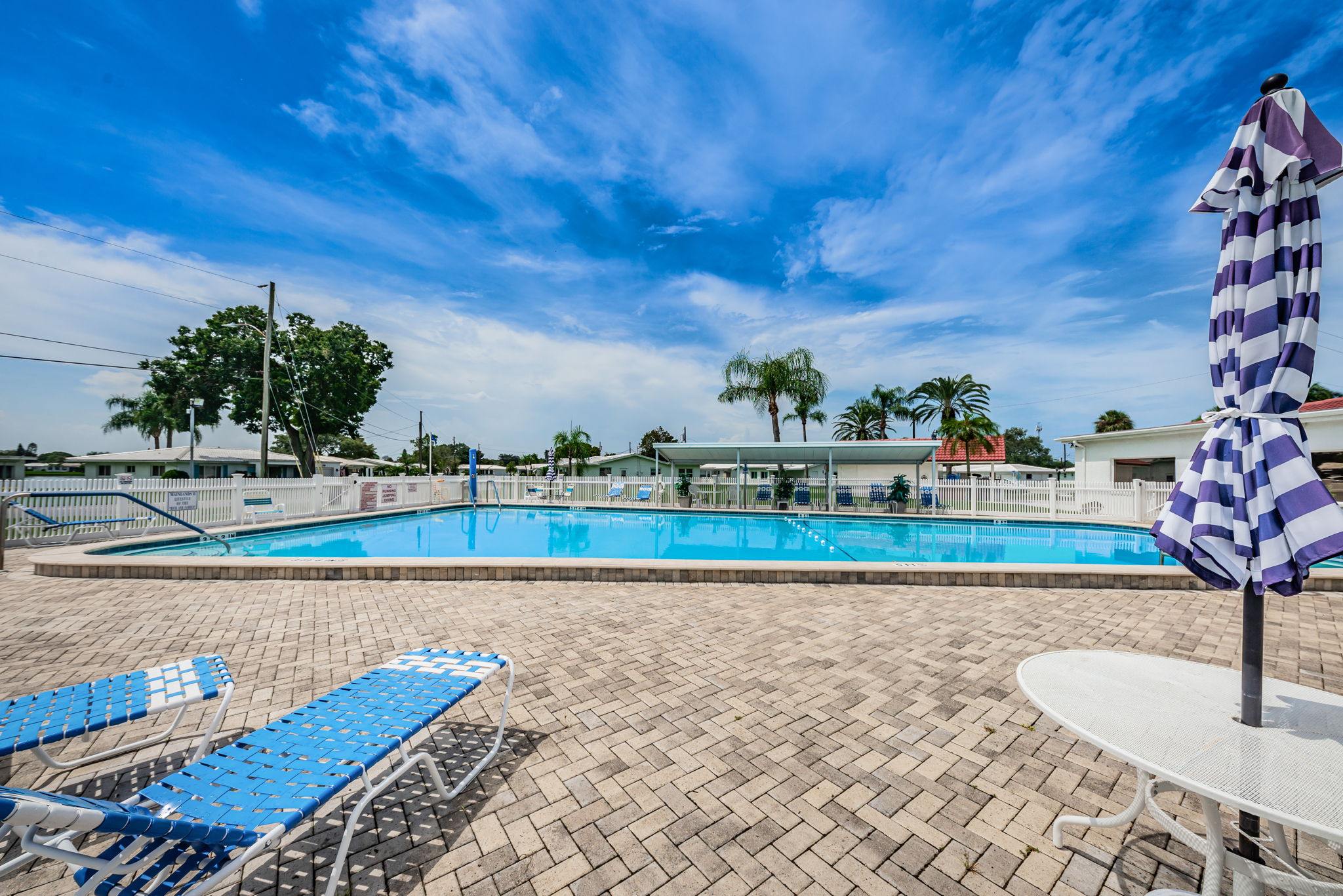 3-Mainlands2 Patio and Pool