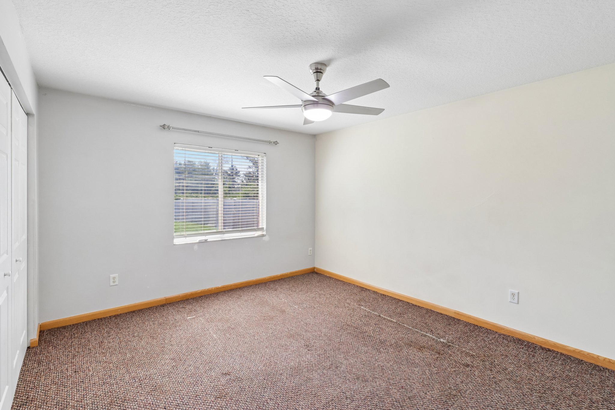 10th Ave-S1605-018.jpg