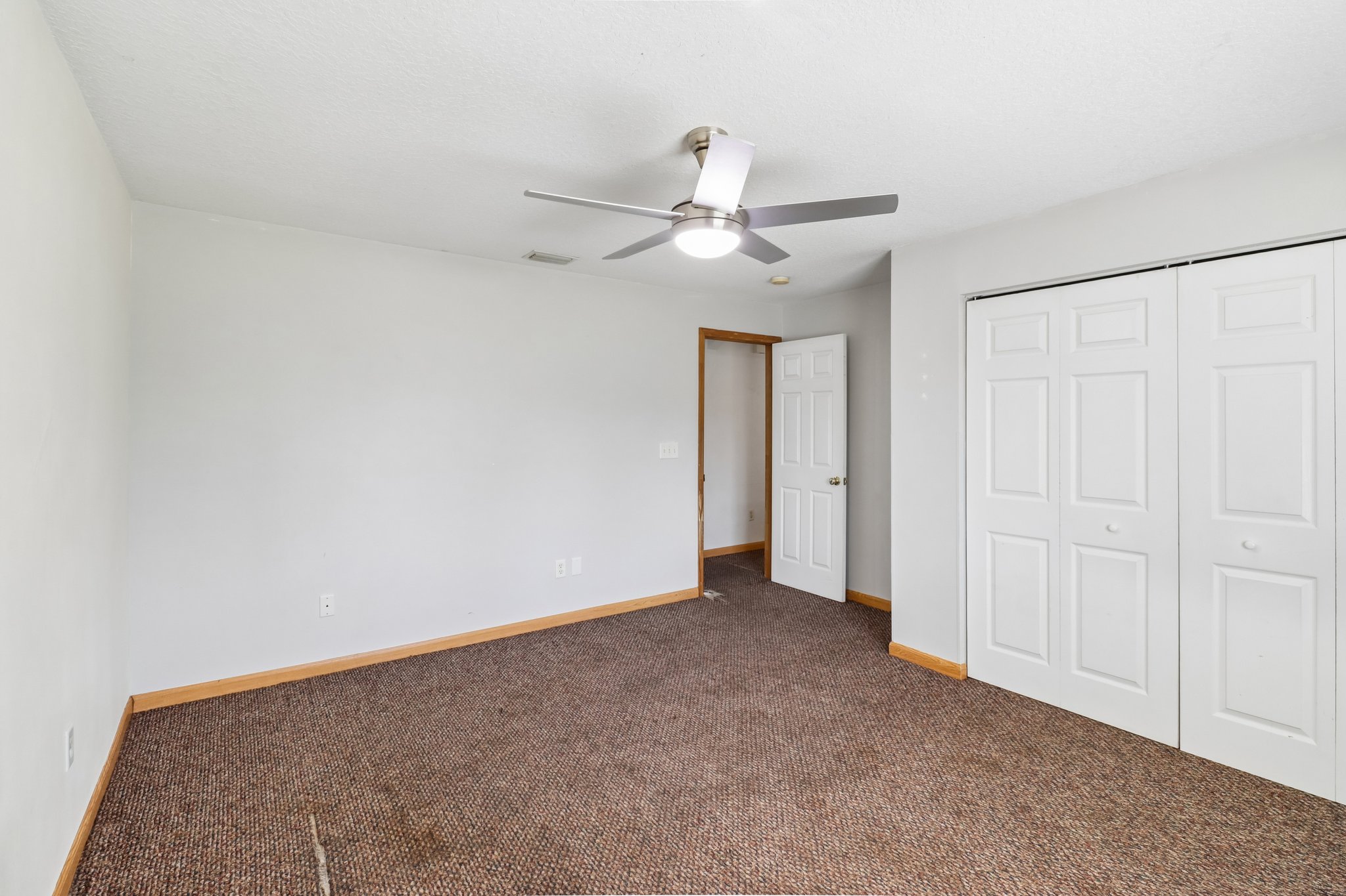 10th Ave-S1605-020.jpg