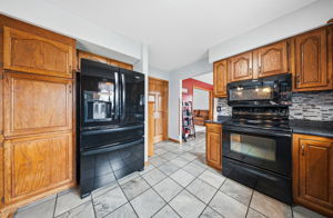 Ashley Klingel - 985 Chaumont Dr, Marion-20