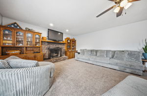 Ashley Klingel - 985 Chaumont Dr, Marion-28