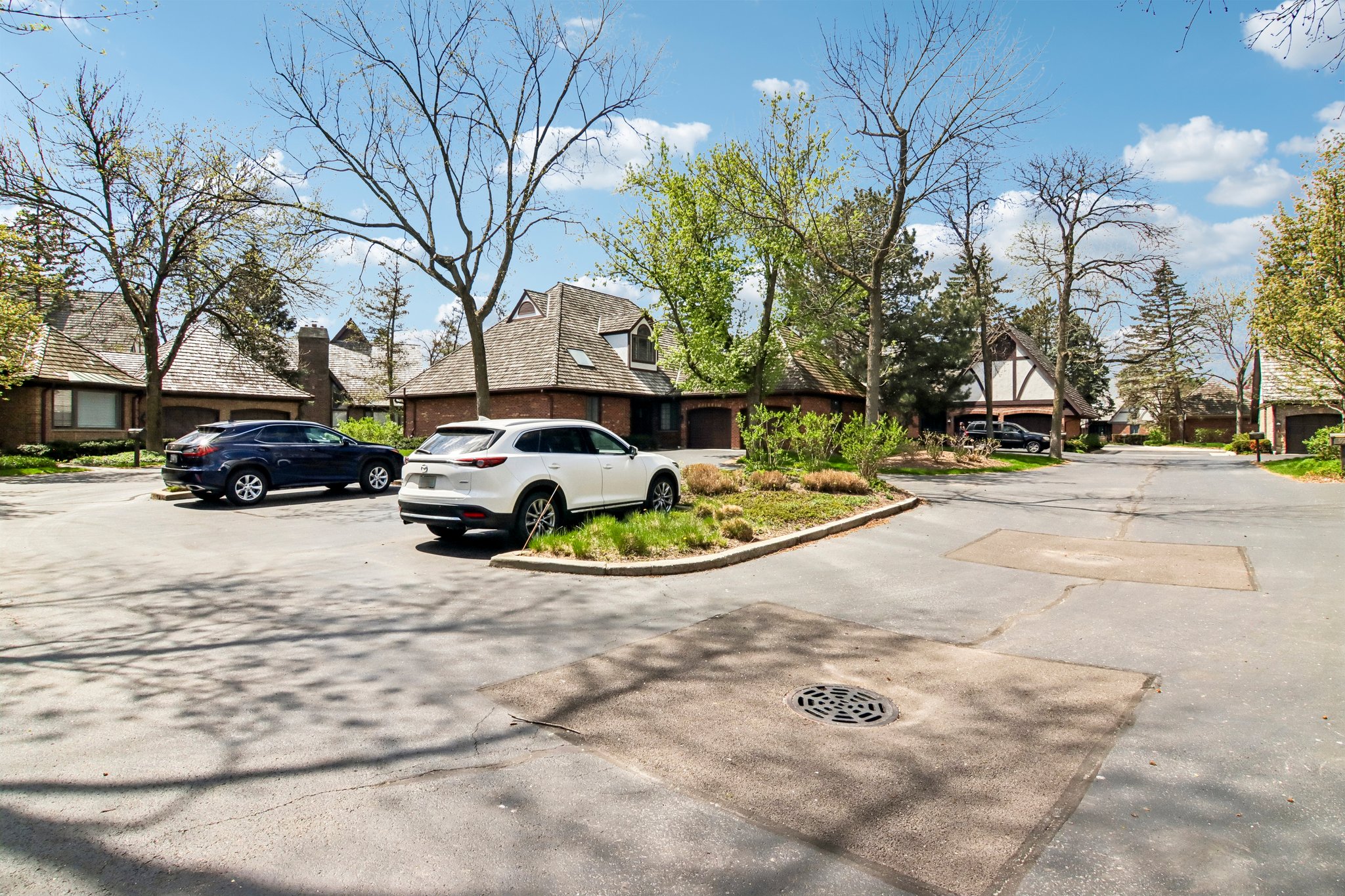 Coventry Ln-S2404-004.jpg