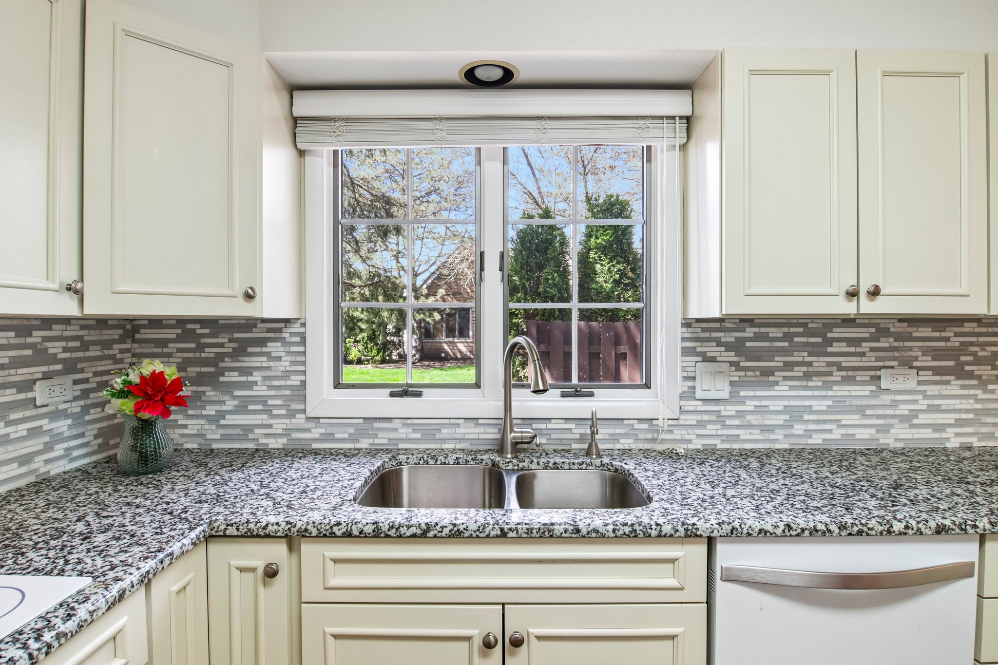 Coventry Ln-S2404-022.jpg