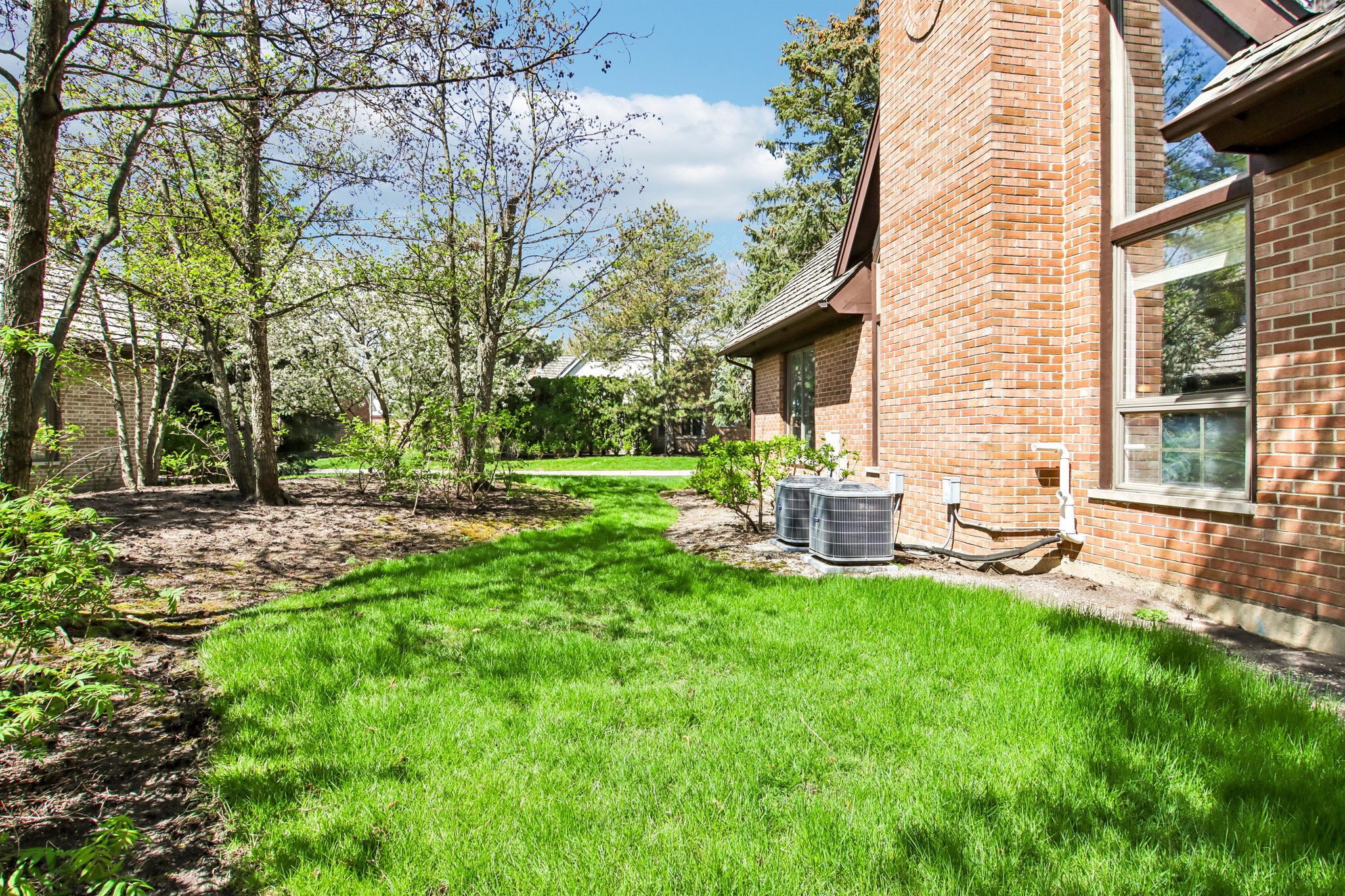 Coventry Ln-S2404-044.jpg