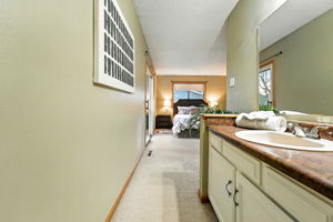  Photo 39