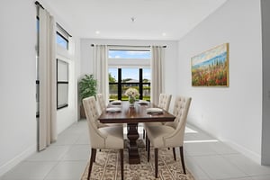 DSC_0629 virtually staged.jpeg