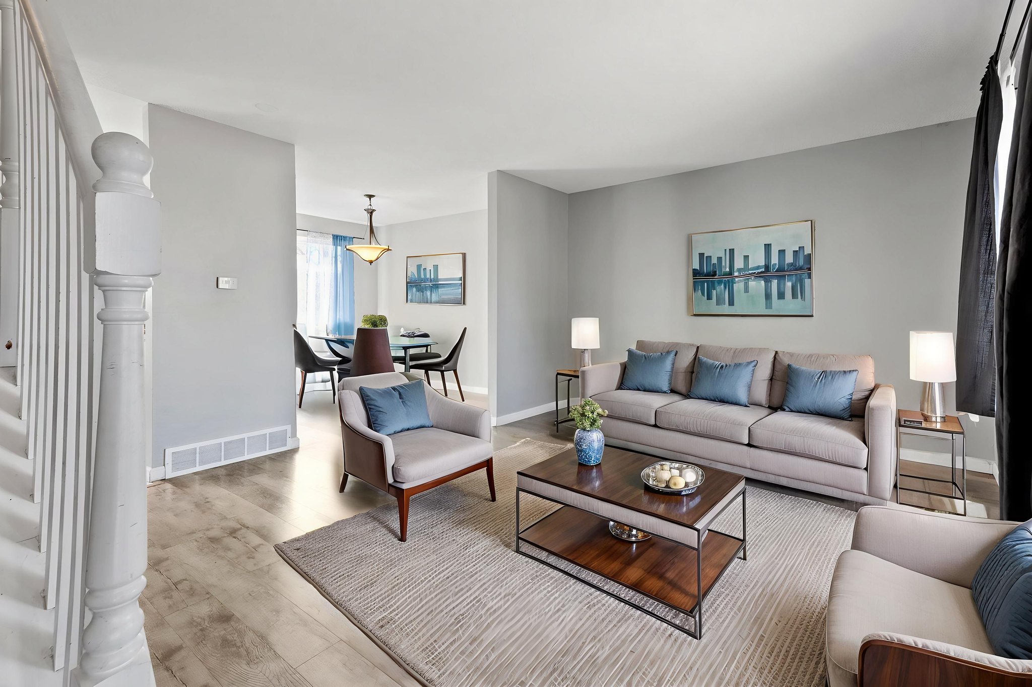 DSC_0079 virtually staged.jpeg