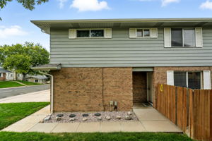  Photo 0