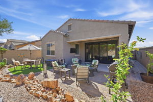  Photo 32