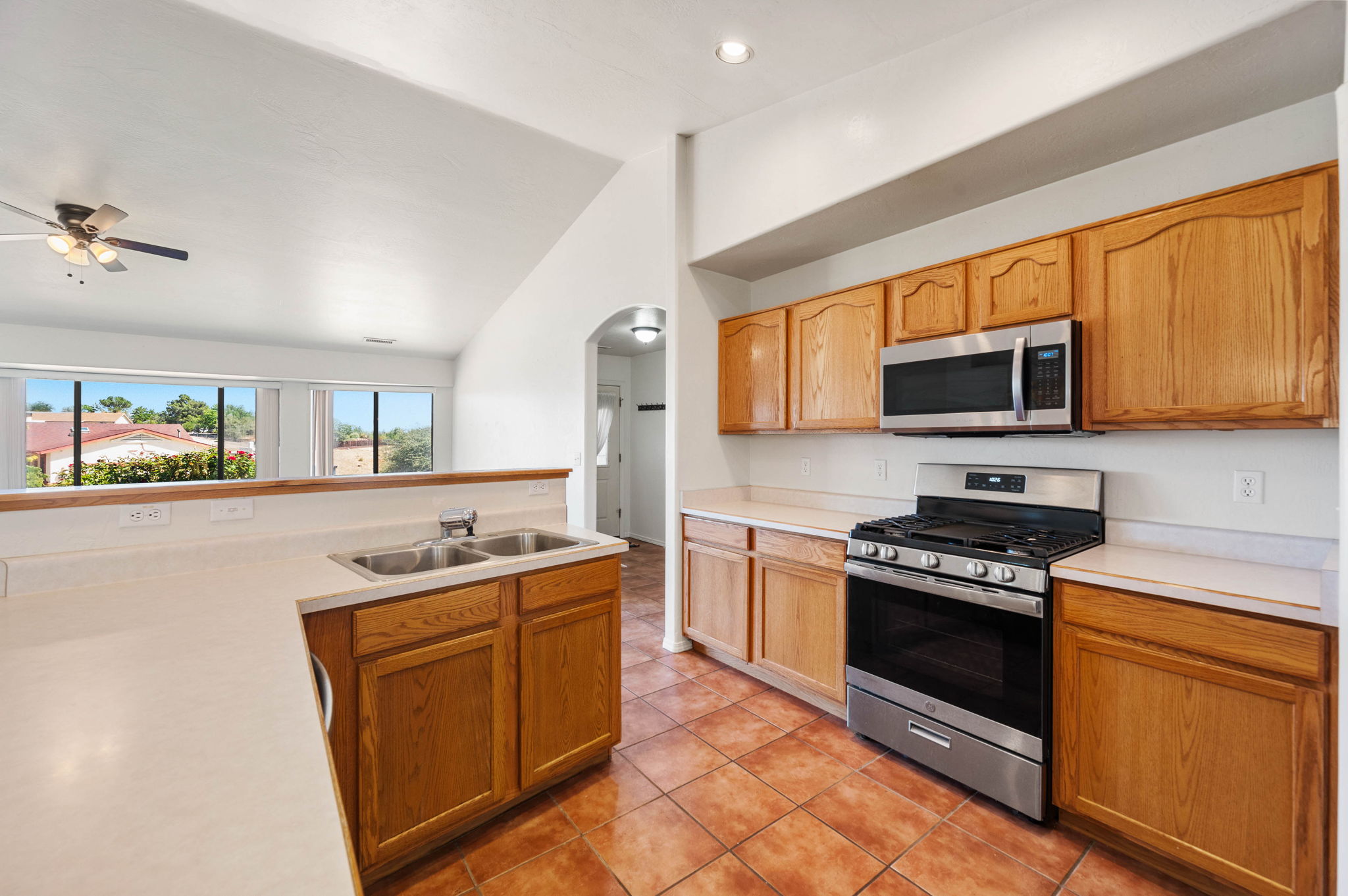 Kitchen (2)
