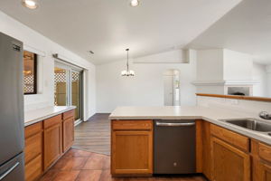 Kitchen (1)