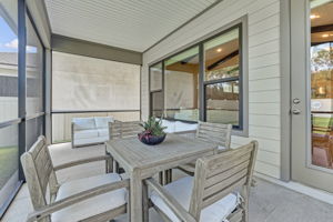 Screened-in Porch