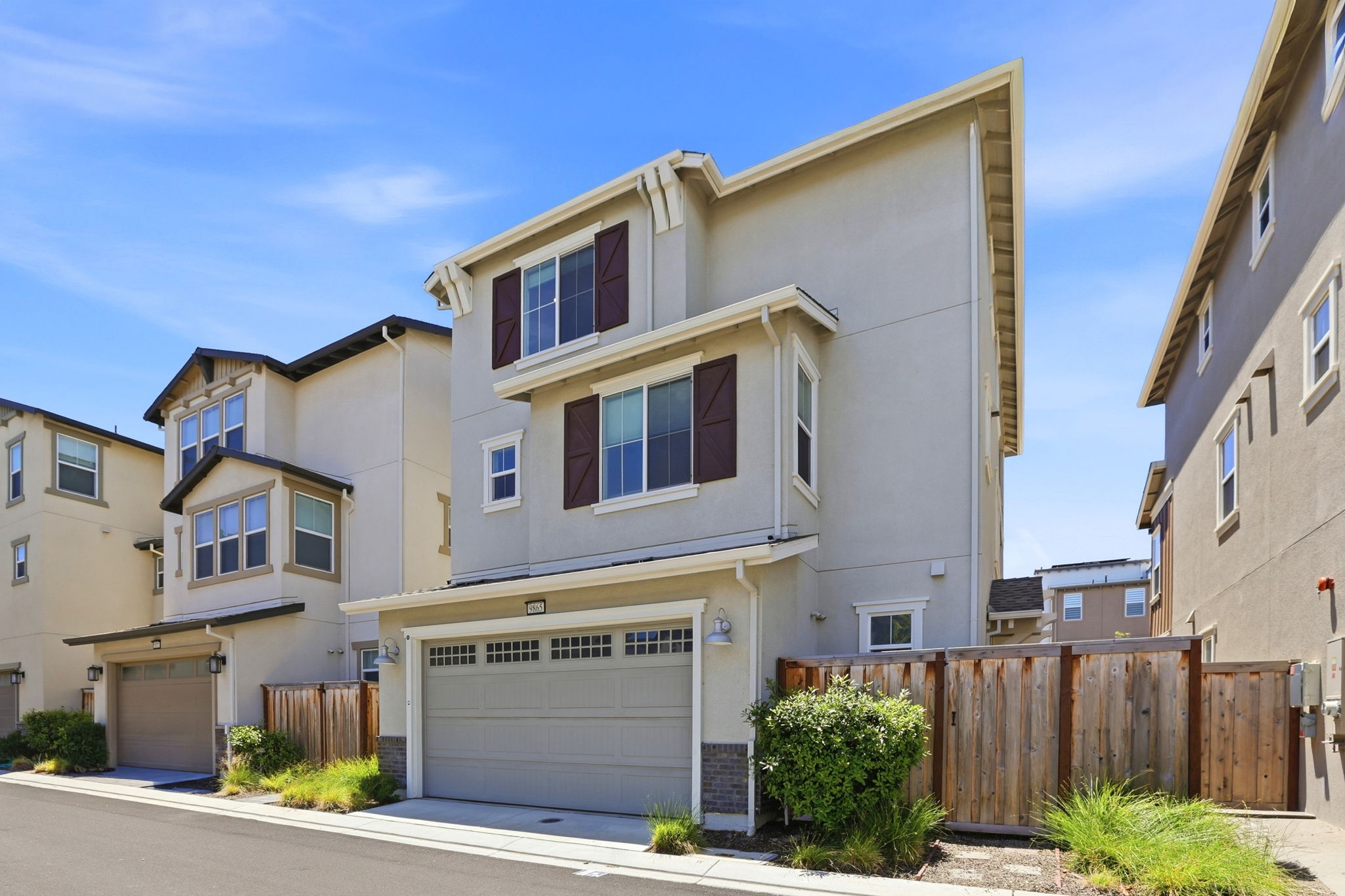 050_F8_9865 Seawind Wy