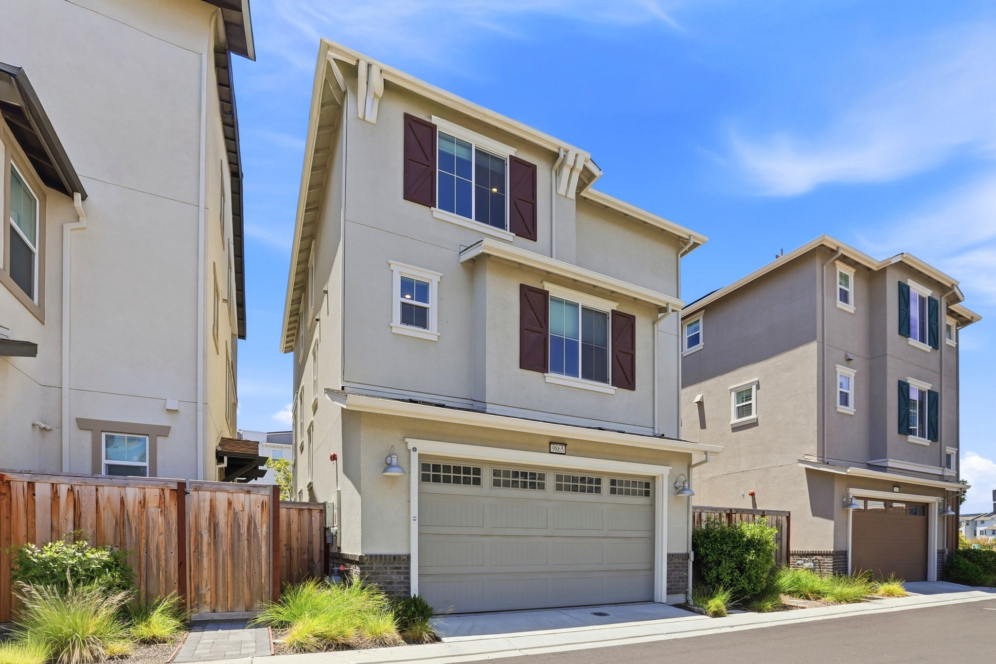 052_F8_9865 Seawind Wy