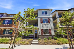001_F8_9865 Seawind Wy