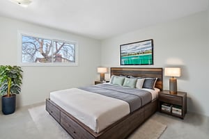 24-print-DSC01264_1 virtually staged.jpeg