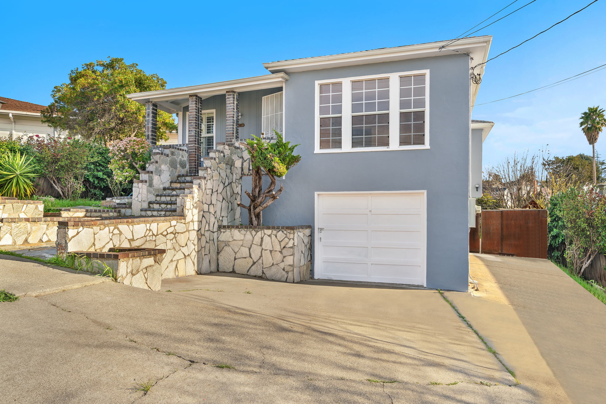 987 Fourth St, Rodeo, CA 94572, USA Photo 2