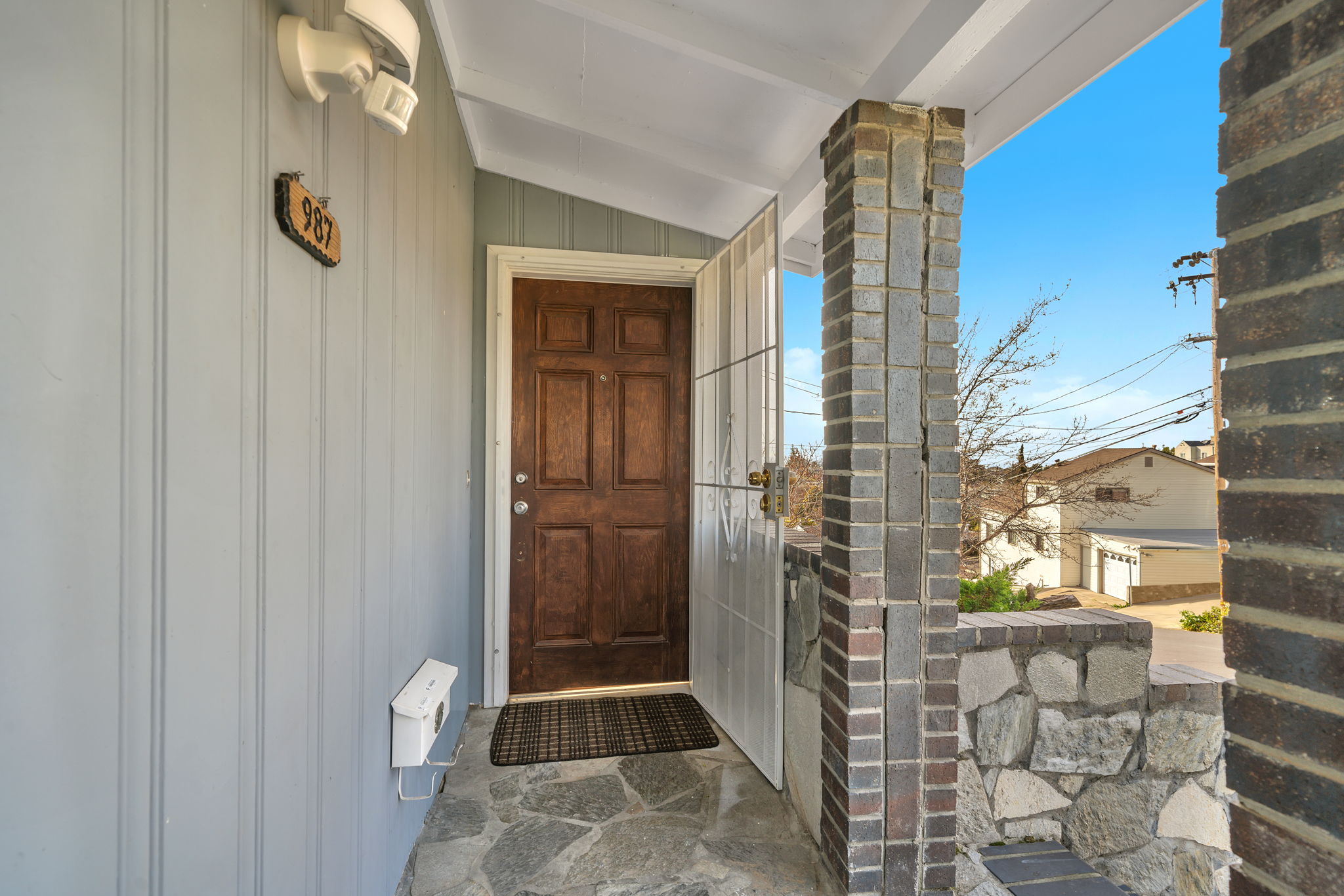 987 Fourth St, Rodeo, CA 94572, USA Photo 3