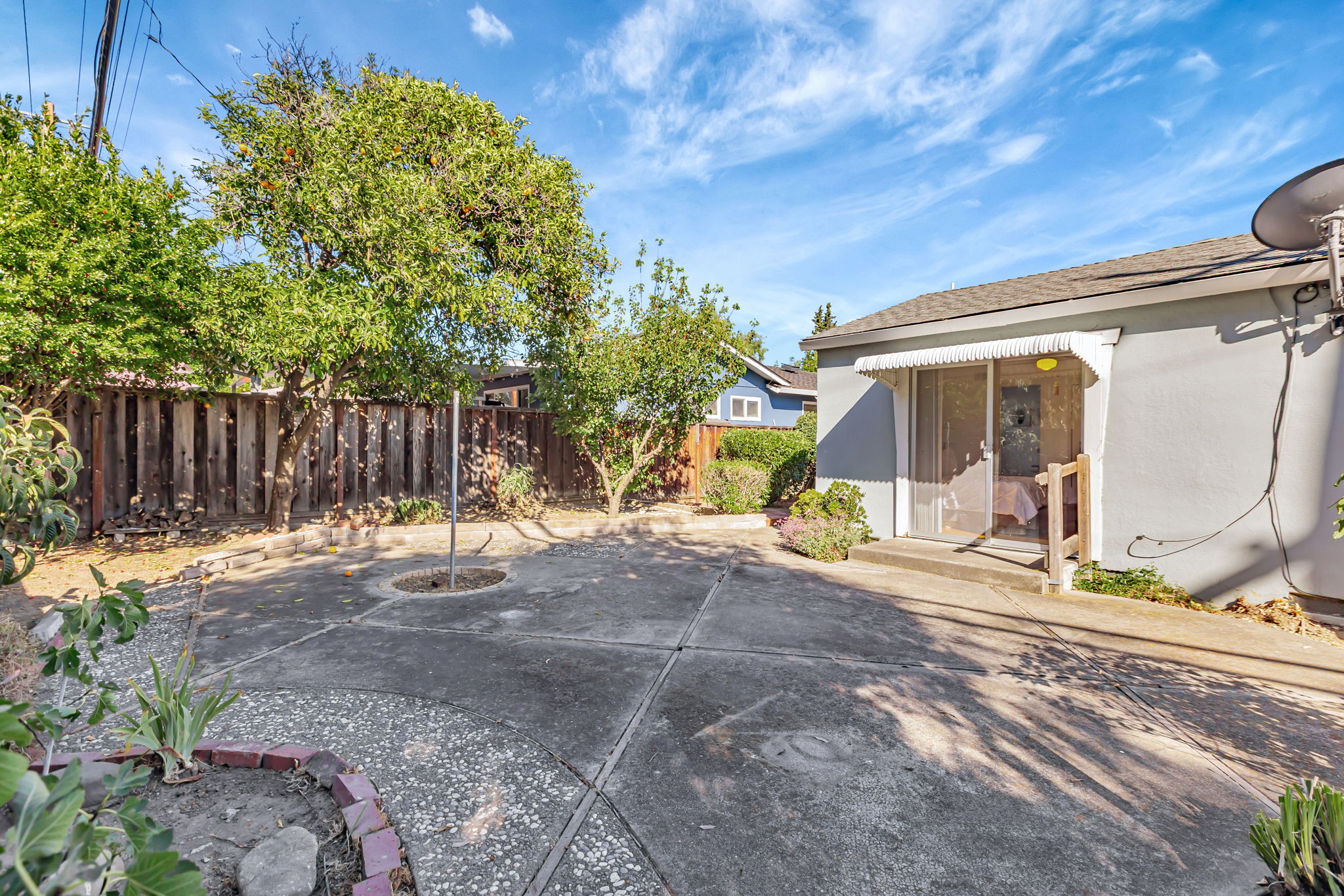 041_987 Selby Ln  San