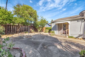 041_987 Selby Ln  San