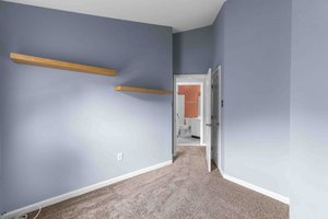 19. Upper bedroom.jpg