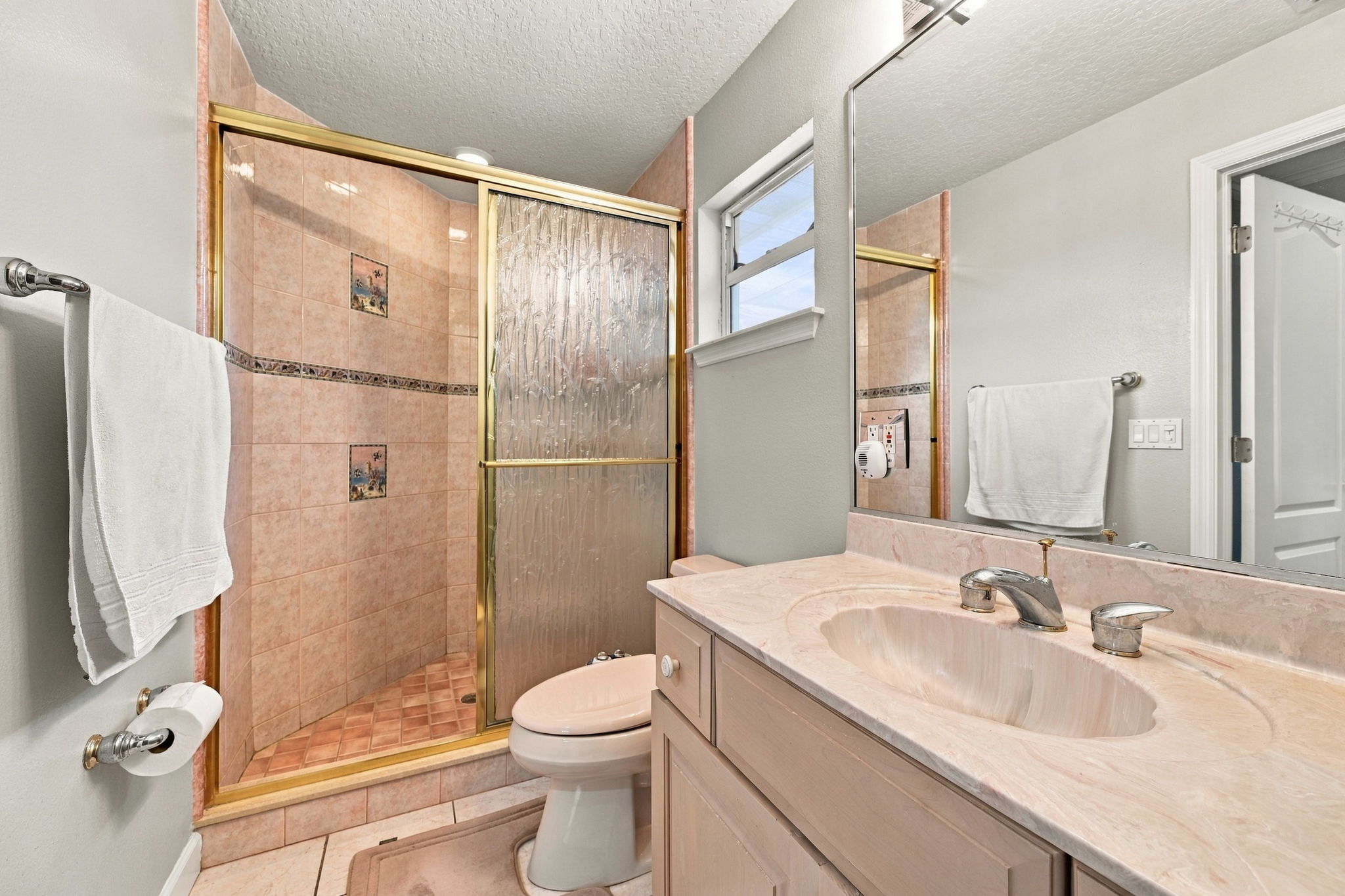 Upper Level Guest Bedroom6 Bathroom