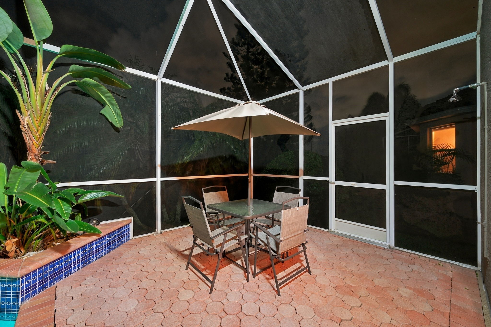 Patio40