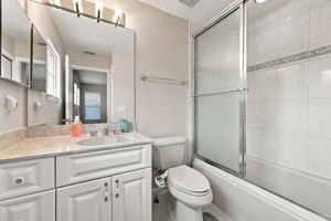 Upper Level Guest Bedroom4 Bathroom