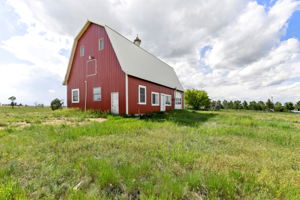 Barn